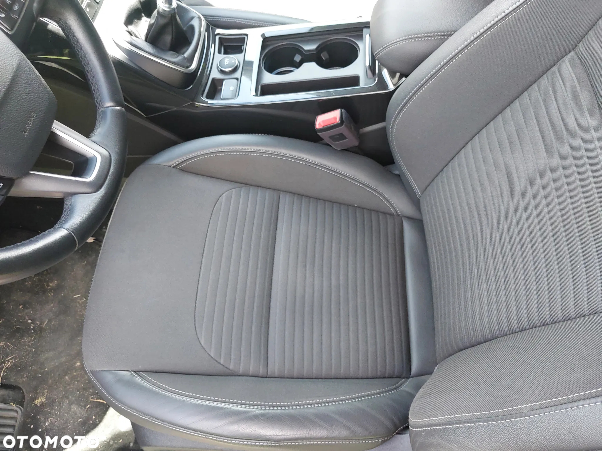 Ford Kuga - 13