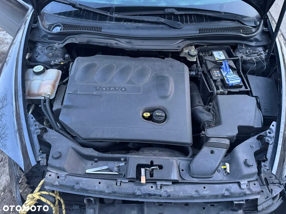 Volvo C70 2.0D Momentum - 19