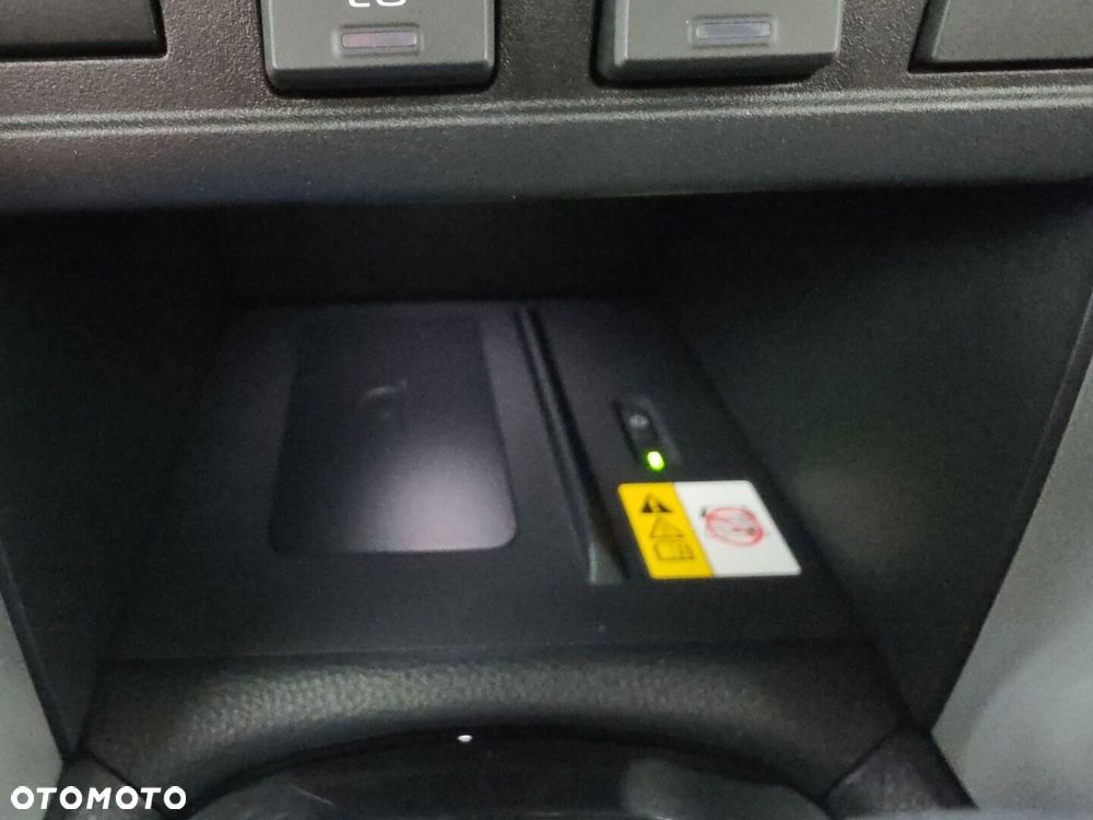 Toyota Corolla Cross 2.0 Hybrid Executive - 25