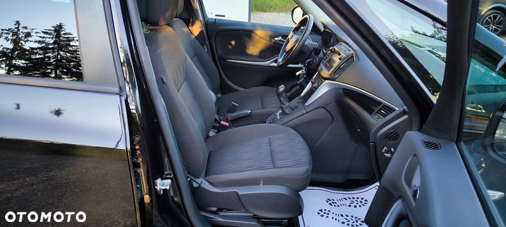 Opel Zafira - 8