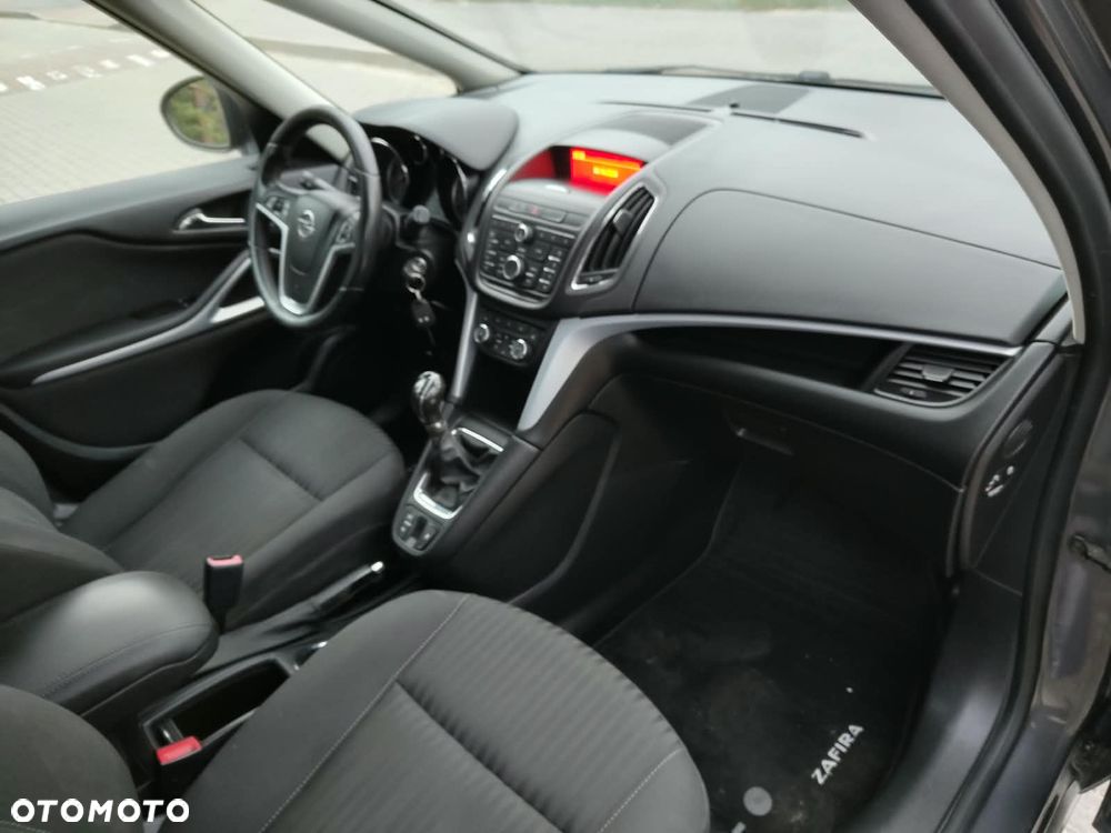 Opel Zafira 2.0 CDTI Cosmo - 26