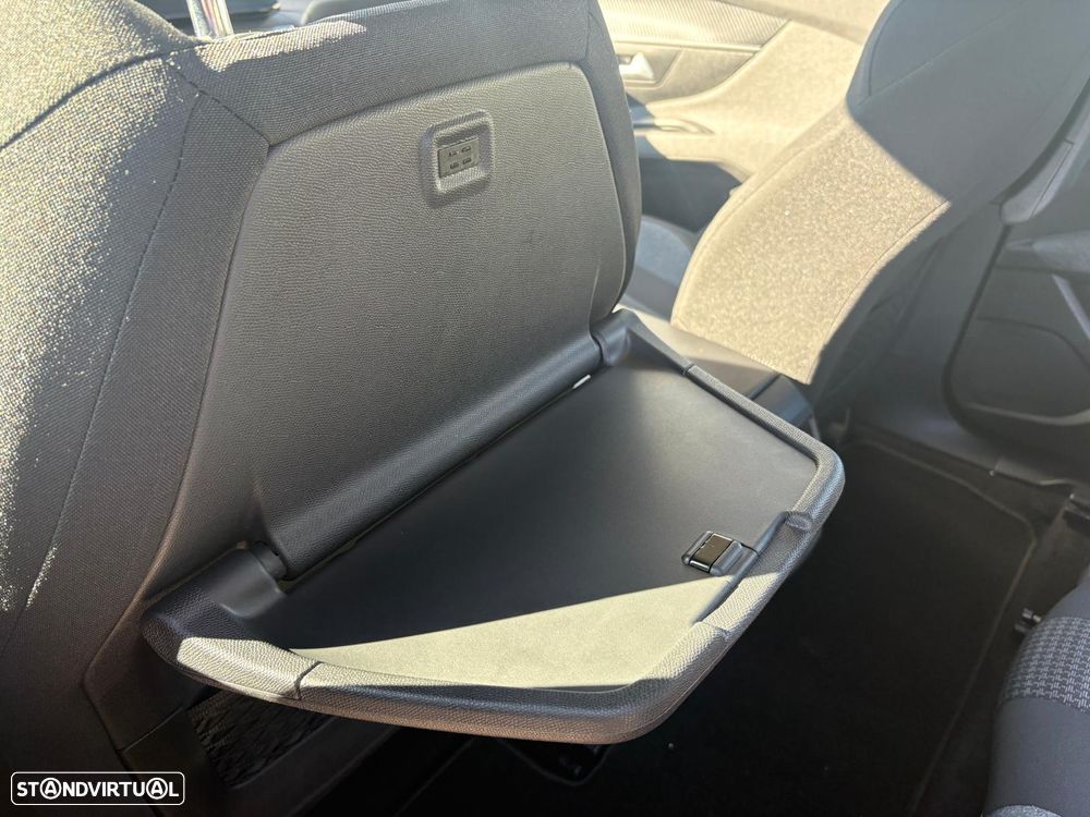 Peugeot 5008 PureTech 130 EAT8 Stop & Start Active Business-Pack - 23