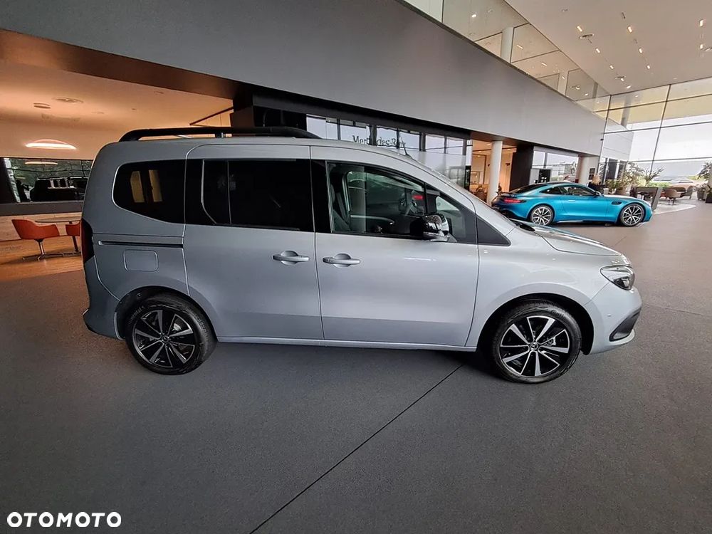 Mercedes-Benz EQT - 4