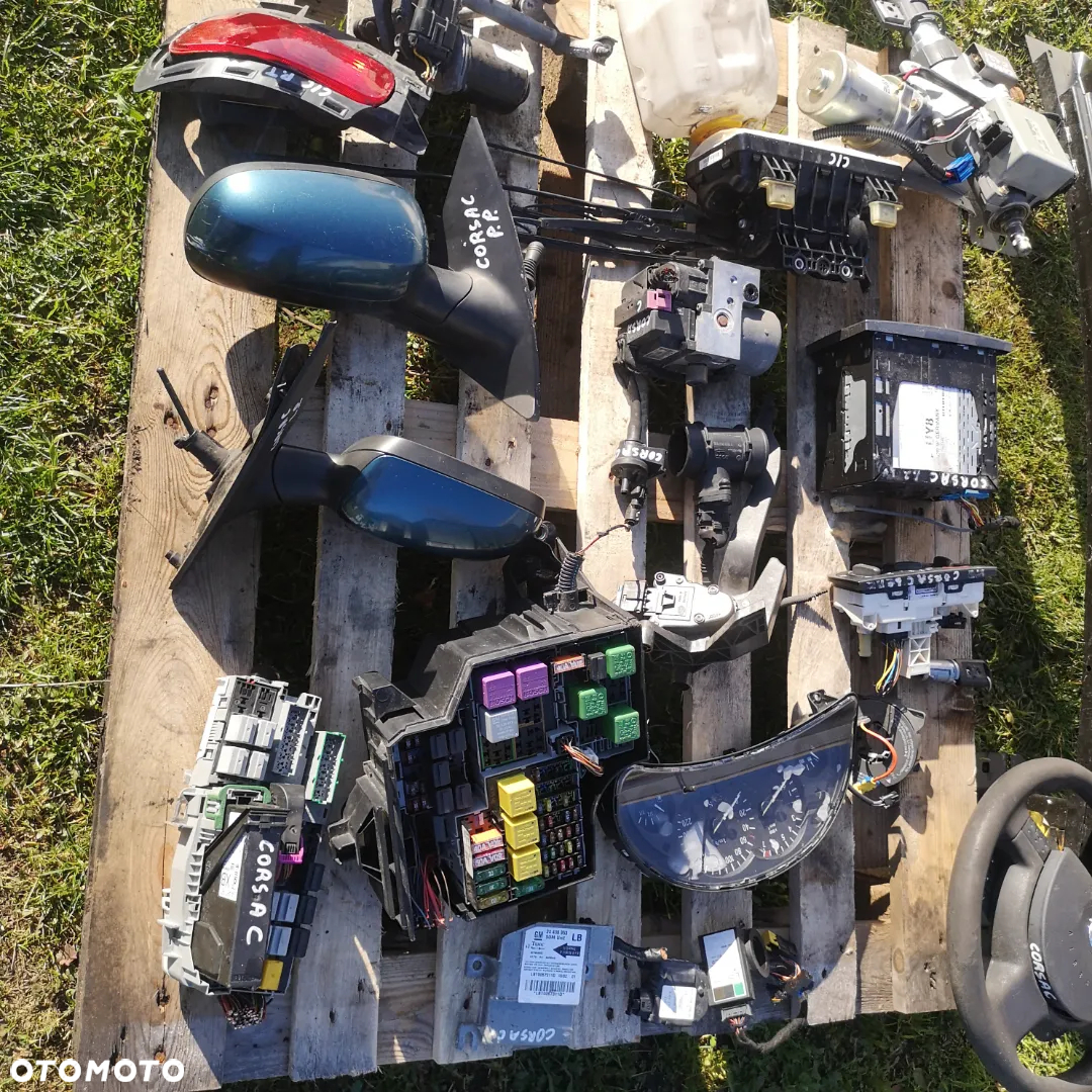 CZĘŚCI WYPOSAŻENIA OPEL CORSA C 1.2i - 7