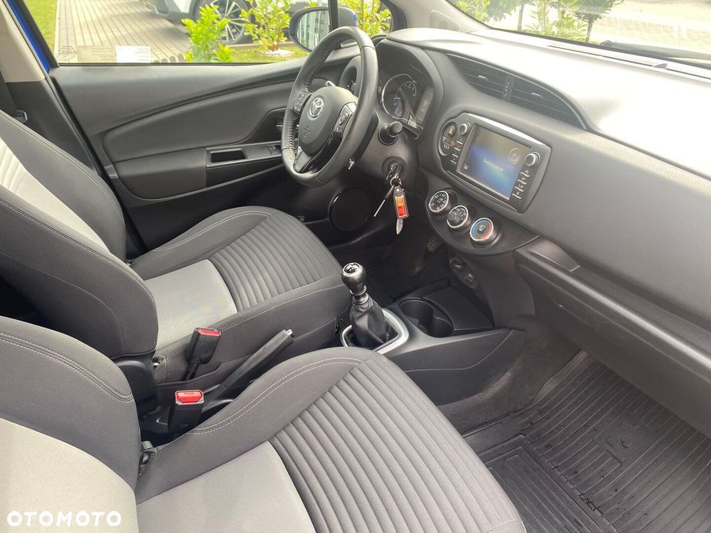 Toyota Yaris - 23