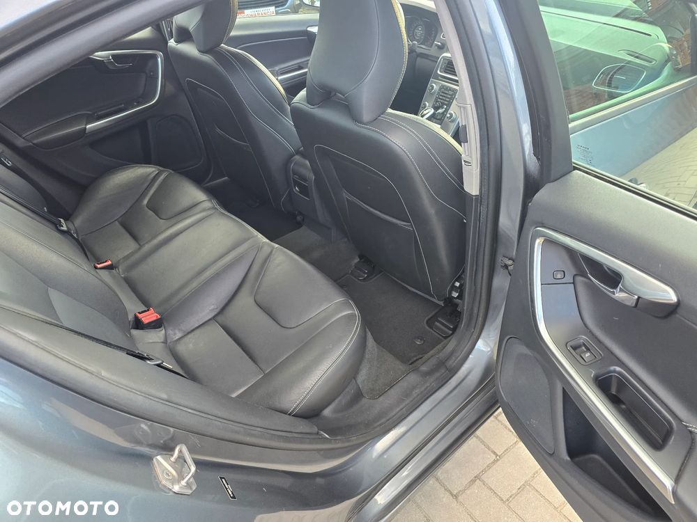 Volvo S60 - 10