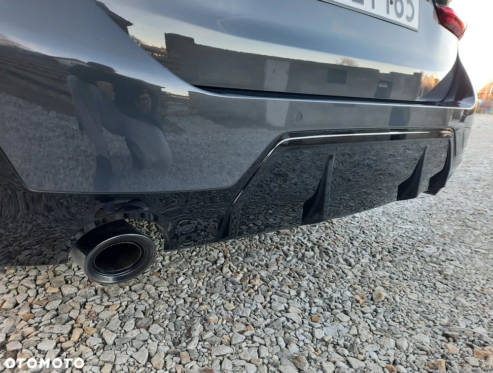 BMW Seria 3 320d xDrive M Sport Sport - 16