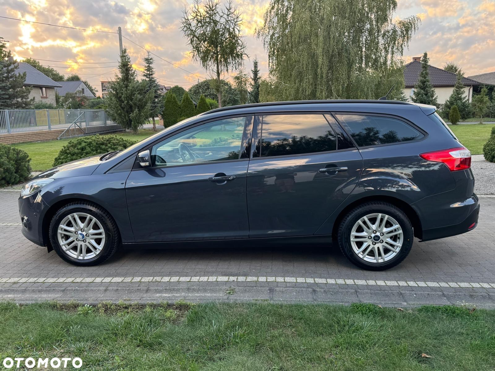 Ford Focus 1.6 TDCi DPF Champions Edition - 8
