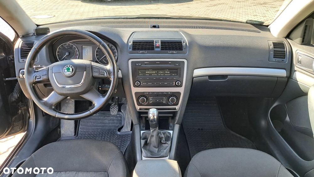 Skoda Octavia 2.0 TDI DPF Ambiente - 10