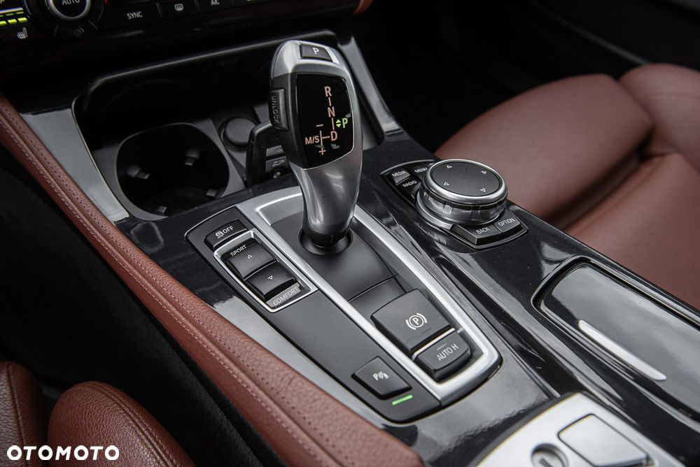 BMW Seria 5 - 28