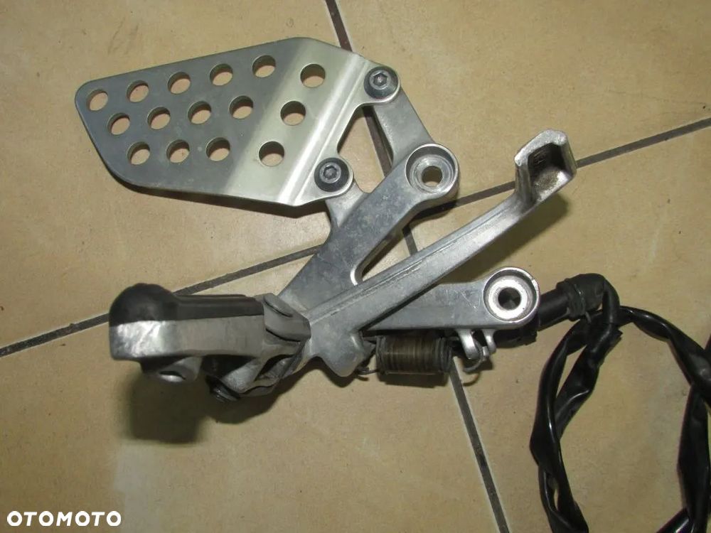 Honda CBR 954 SC50 set podnóżek prawy - 1