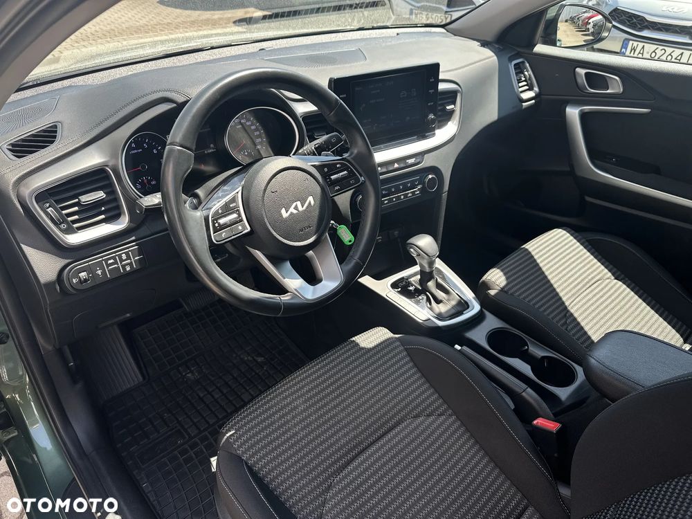 Kia Ceed 1.5 T-GDI M DCT - 10