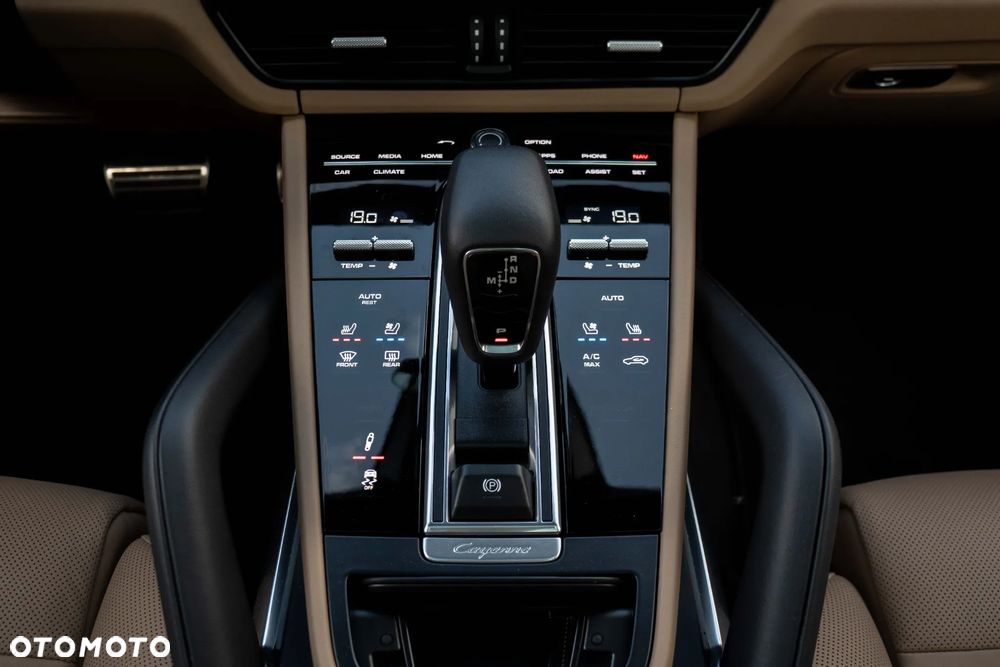 Porsche Cayenne - 28