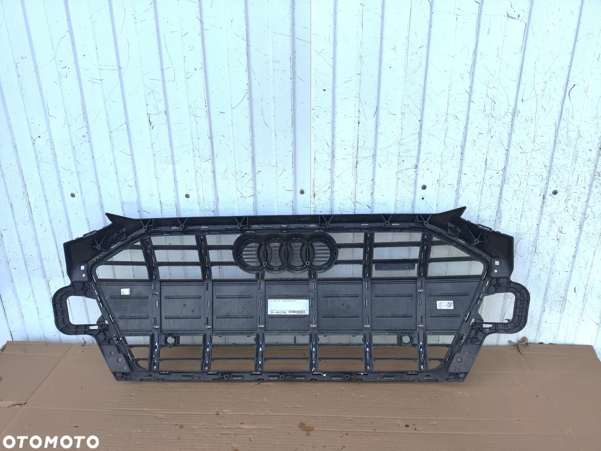AUDI A4 B9 ALLROAD GRILL ATRAPA - 6