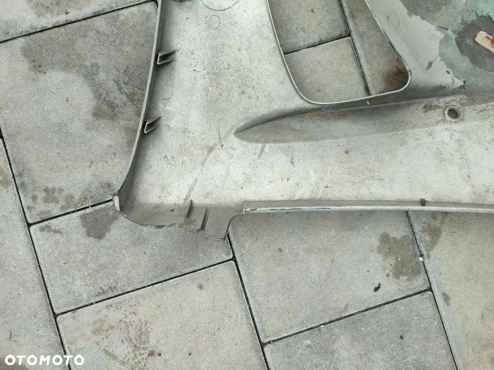 Owiewka, osłona prawa, bok, boczek prawy, pług Honda CBR 900RR - 11