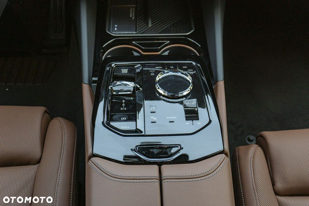 BMW Seria 5 - 16