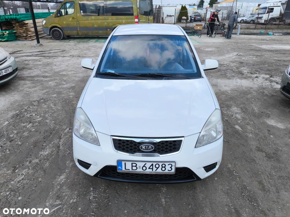 Kia Rio 1.4 EX - 3