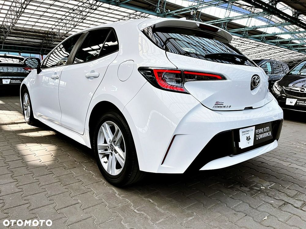 Toyota Corolla - 10