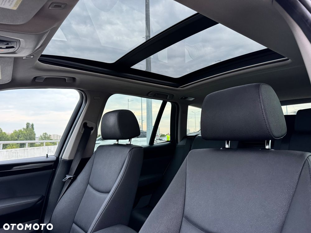 BMW X3 xDrive28i - 20