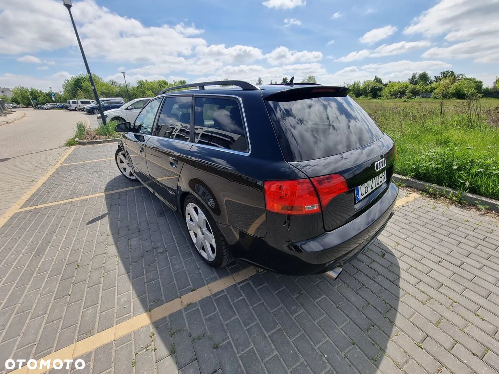 Audi A4 Avant - 11