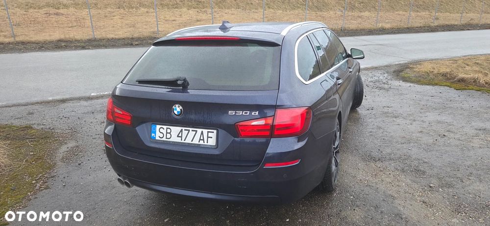 BMW Seria 5 530d xDrive Luxury Line - 16