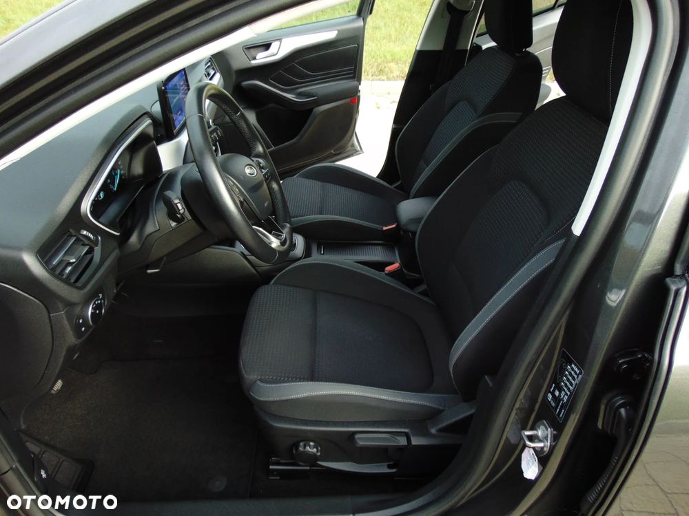 Ford Focus 1.0 EcoBoost Start-Stopp-System COOL&CONNECT DESIGN - 9