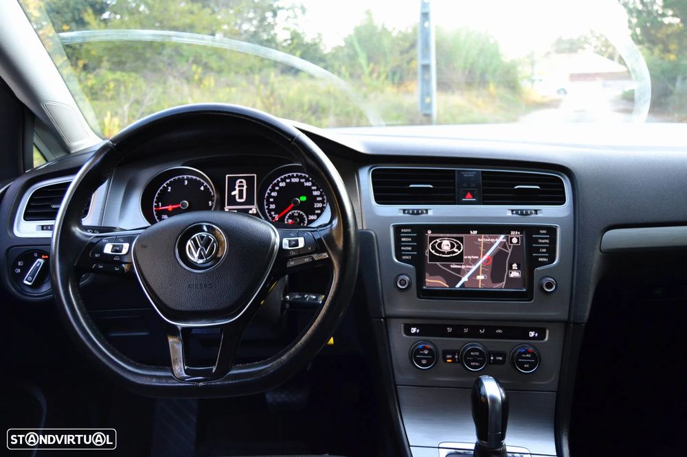 VW Golf Variant 1.6 TDi Trendline DSG - 10
