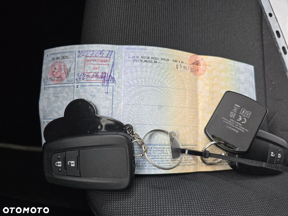 Toyota Corolla 1.8 Hybrid Comfort - 11