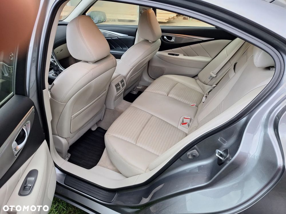 Infiniti Q50 Q50(S) 3.0t Sport - 9