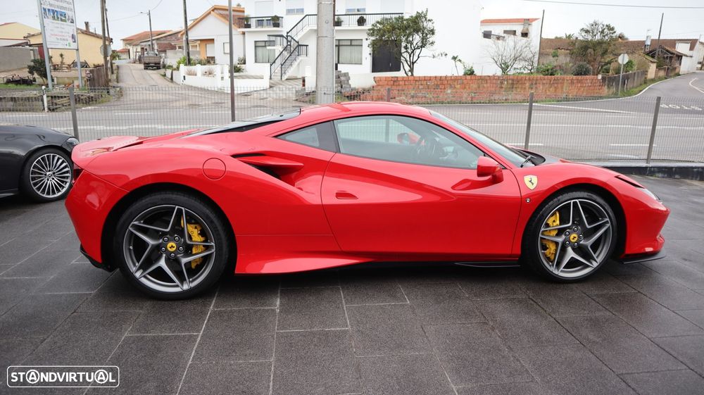 Ferrari F8 Tributo - 5