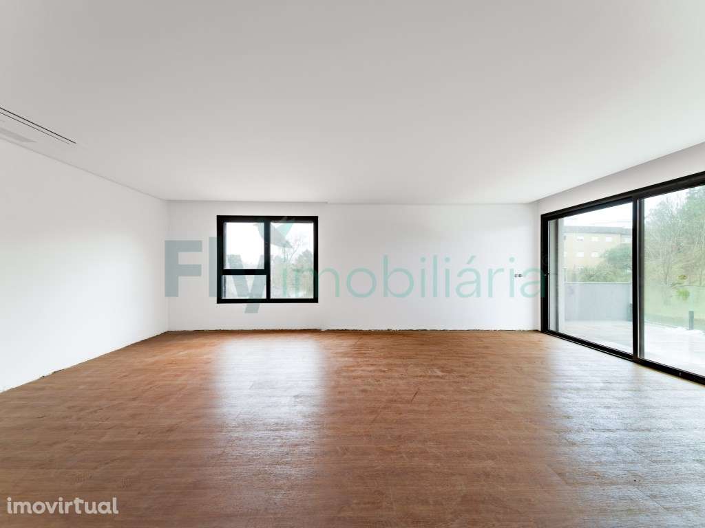 Apartamento T3 com excelente áreas em zona central de Lousada - Grande imagem: 2/60