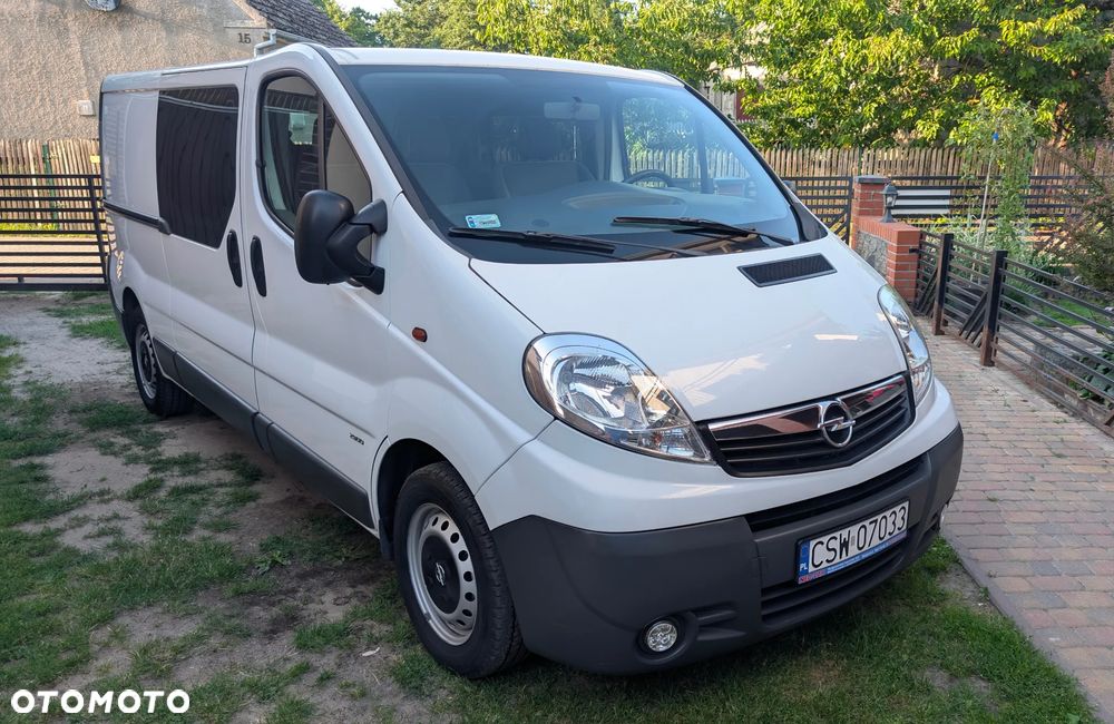 Opel VIVARO - 1