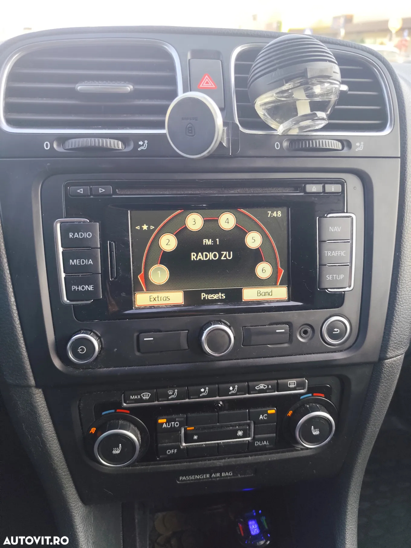 Volkswagen Golf 2.0 TDI DPF Style - 20