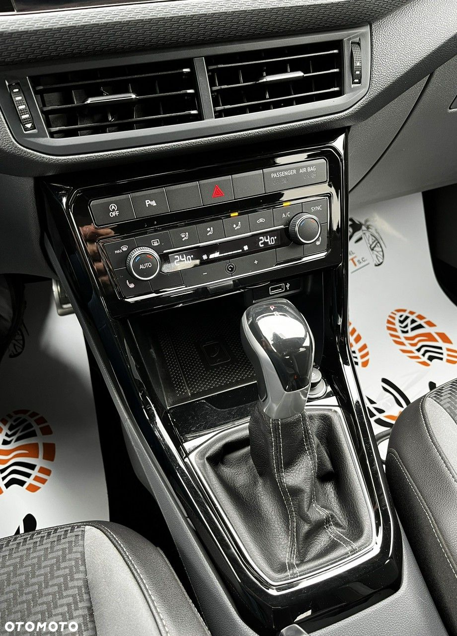 Volkswagen T-Cross 1.0 TSI R-Line DSG - 31