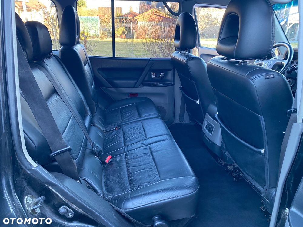Mitsubishi Pajero 3.2 DI-D Edition 20 - 8