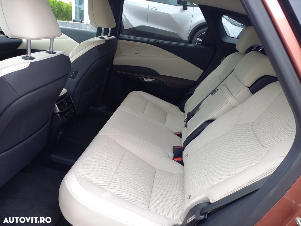 Lexus Seria RX 450h+ E-Four PHEV Luxury Mark Levinson - 17