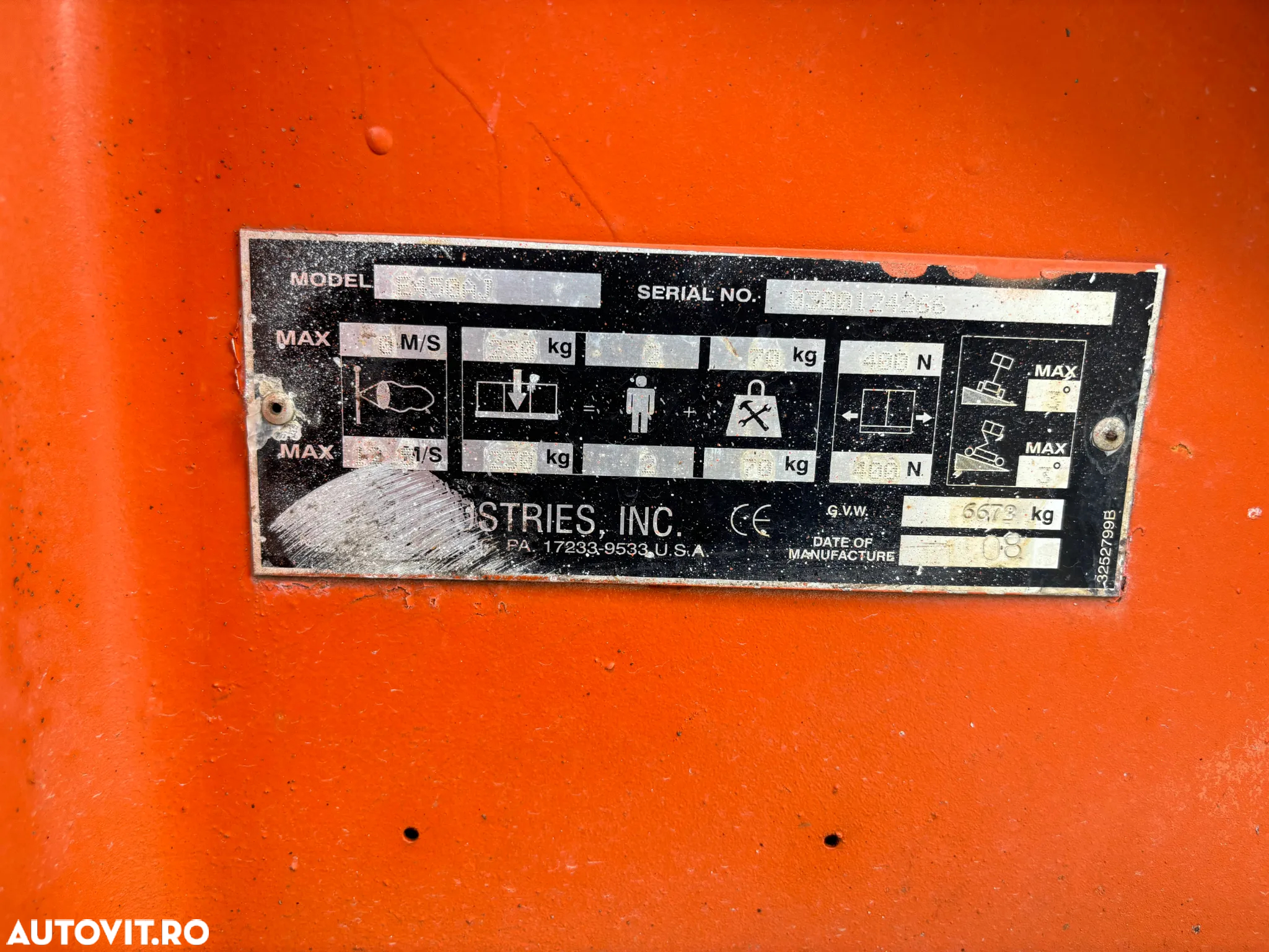 JLG E450AJ - 22