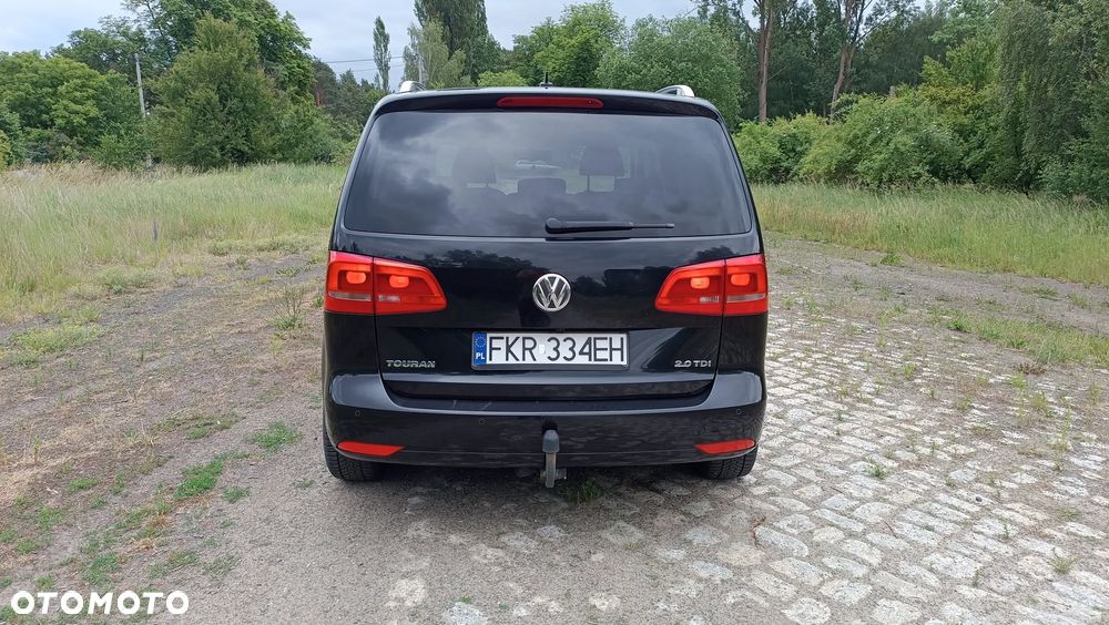 Volkswagen Touran - 8