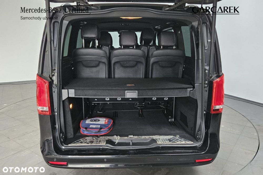 Mercedes-Benz Klasa V - 10