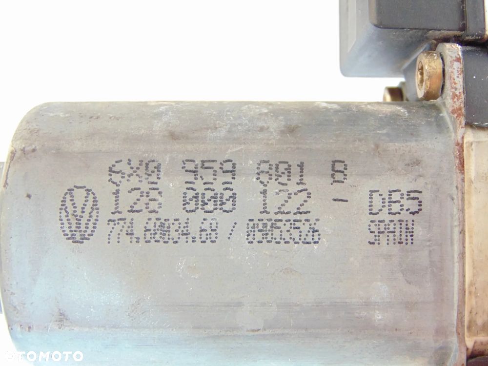 ORYGINAŁ silniczek podnośnik mechanizm szyby pasażera prawy przód przedni 6X0959801B VW Volkswagen Lupo Seat Arosa 97-05r - 5