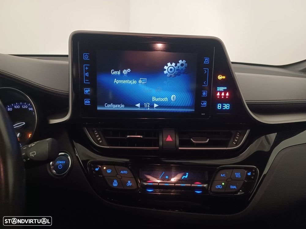 Toyota C-HR - 13