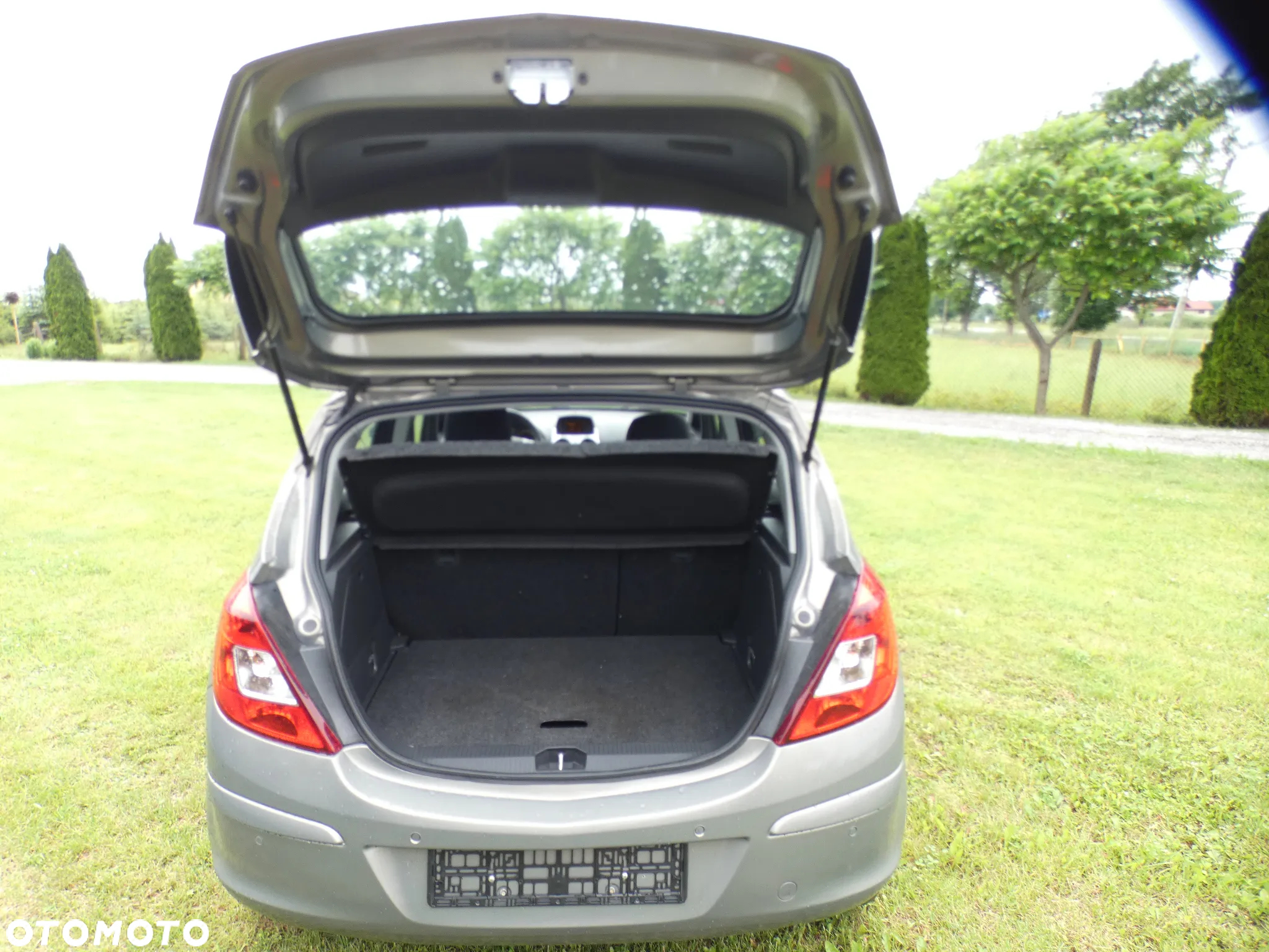 Opel Corsa 1.4 drive - 6