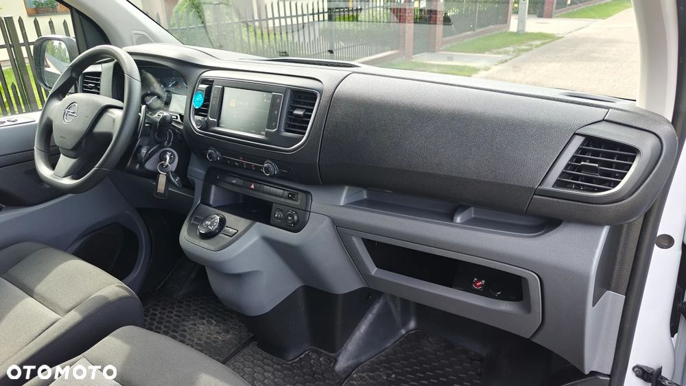Opel Vivaro - 13