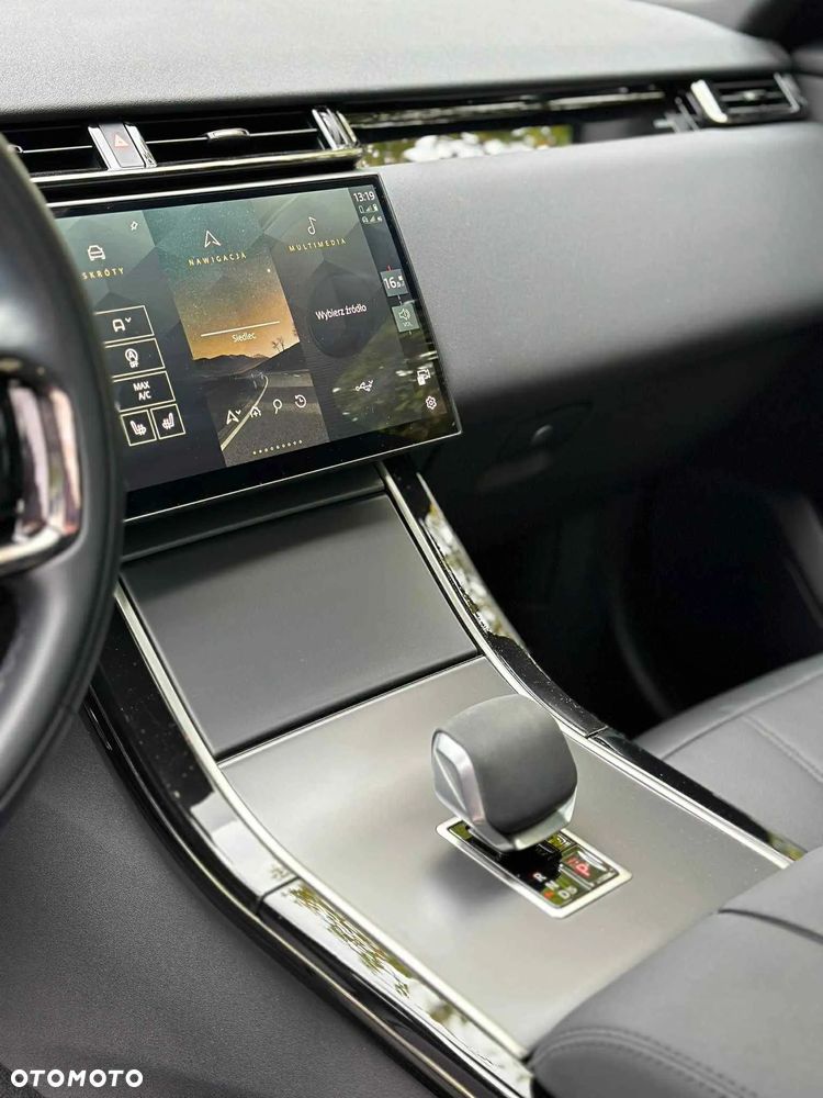 Land Rover Range Rover Velar D300 Dynamic SE - 9