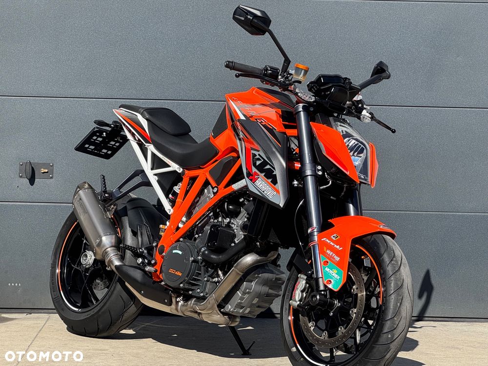 KTM Super Duke - 1