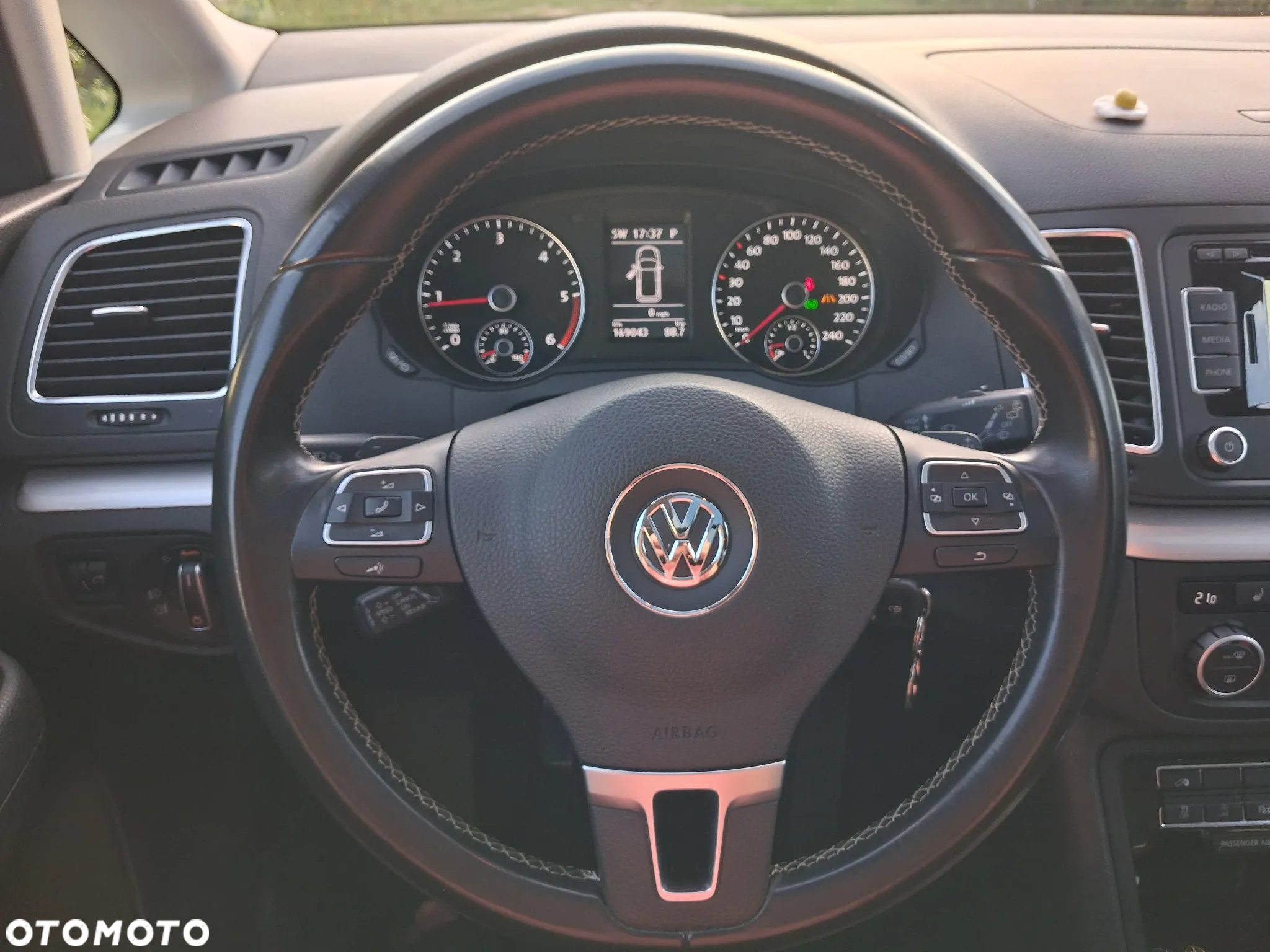 Volkswagen Sharan 2.0 TDI DSG BlueMotion Technology Cup - 11