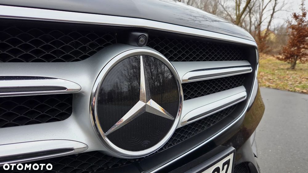 Mercedes-Benz Klasa E 300 de 9G-TRONIC AMG Line - 31