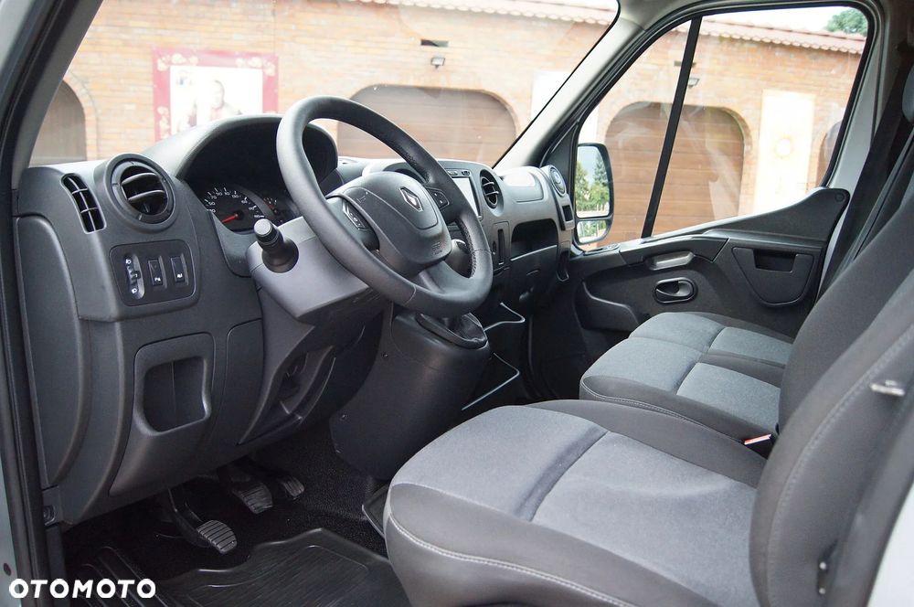 Renault Master - 18