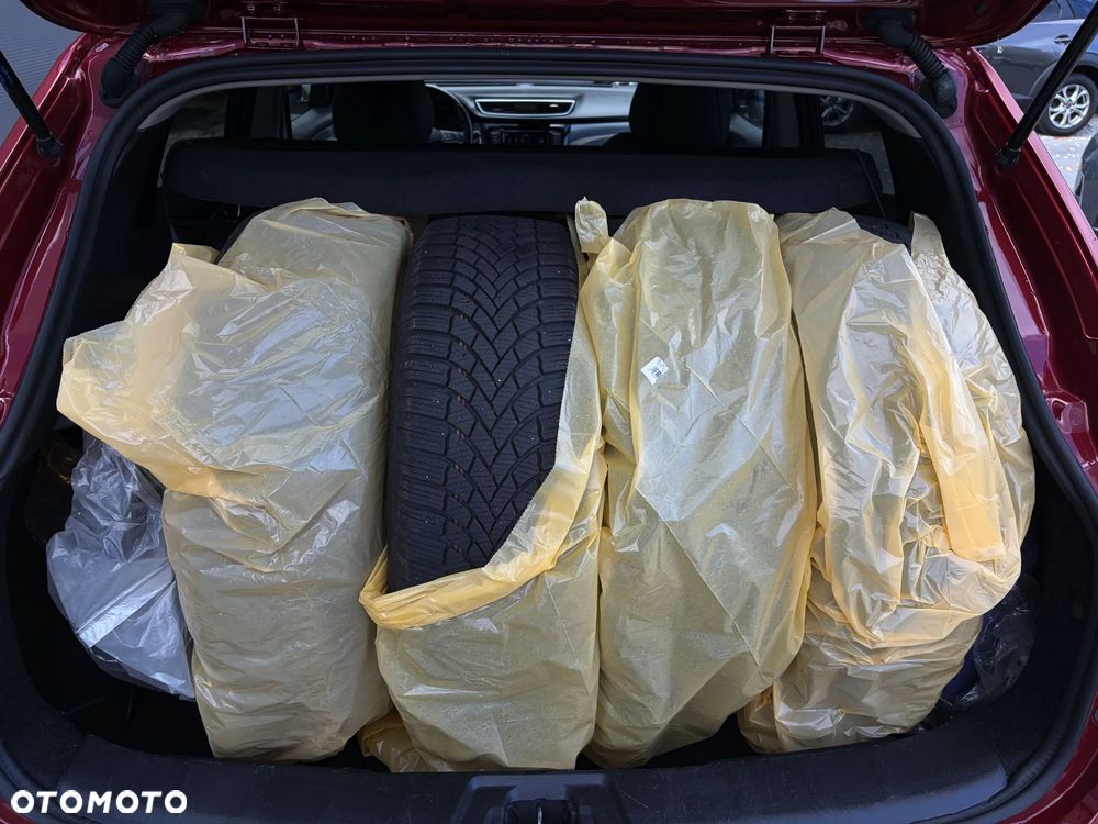 Nissan Qashqai 1.3 DIG-T DCT TEKNA - 35