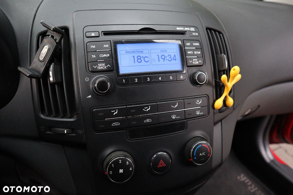 Hyundai i30 1.4 Comfort - 13